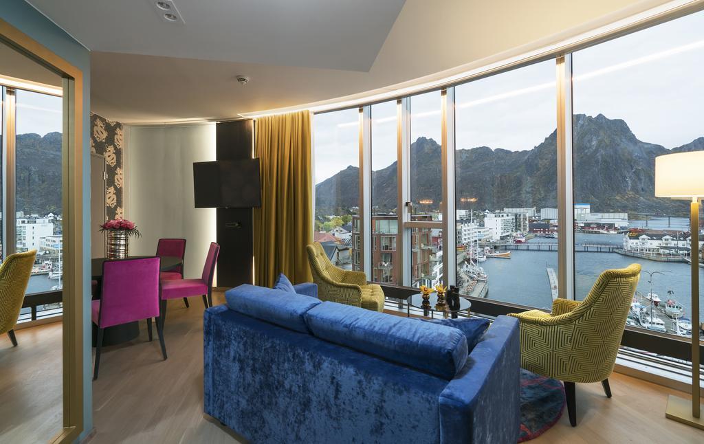Thon Hotel Lofoten Svolvaer Exterior photo